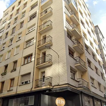 Moderno Y Equipado En Centro De Gijon. Gijón
